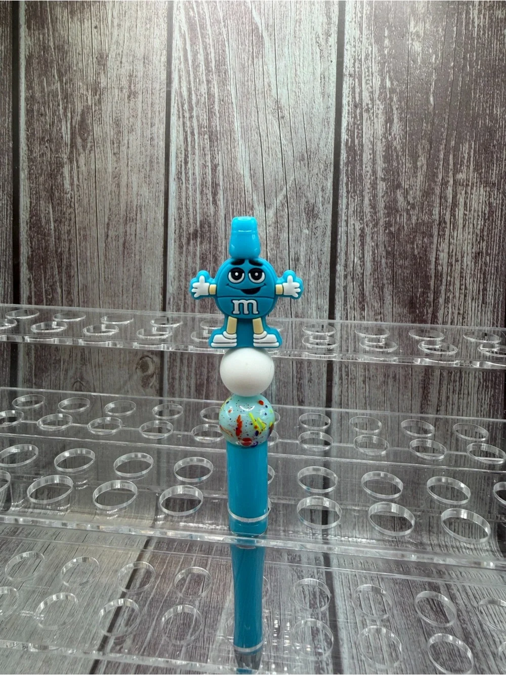 M&M beaded pen